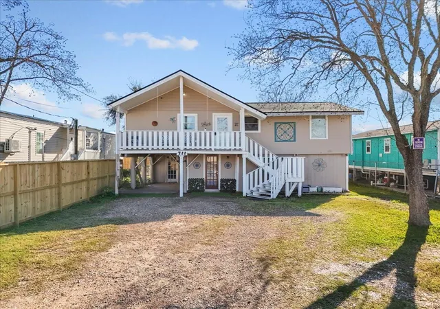 5th image of 711 10Th St, Dickinson, TX 77539 | MLS# 78214285