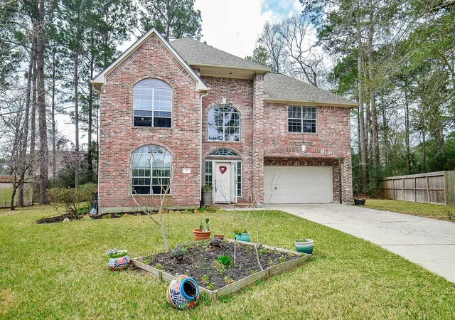 Photo 2 of Single family home for sale at 22 Woodbury Ct, Magnolia, TX 77355 | MLS# 76513122 | Listing updated on 2026-09-23