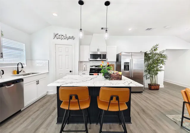 4th image of 4409 Mckinley St, Houston, TX 77051 | MLS# 28649859