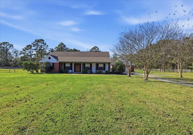 Homes for sale in Orange, TX | 5433 Hidden Meadows Dr, Orange, TX 77632 | MLS# 64662486