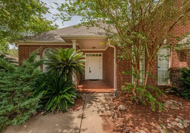 Photo 3 of Single family home for sale at 7960 Doral Dr, Beaumont, TX 77707 | MLS# 73814765 | Listing updated on 2026-08-24