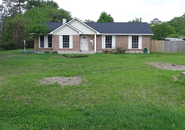 1st image of 18906 Woodridge Dr, Conroe, TX 77302 | MLS# 73754281