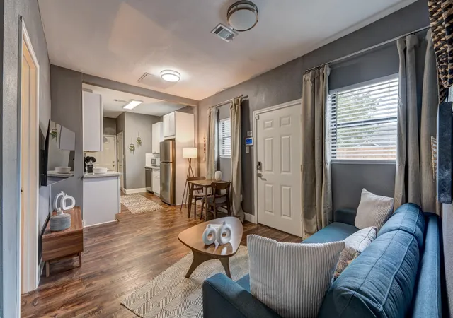 Photo 3 of Multi family home for sale at 2527 Sumpter St, Houston, TX 77026 | MLS# 95973888 | Listing updated on 2026-08-17