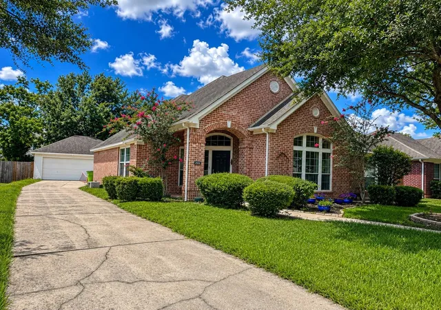 Photo 1 of Single family home for sale at 2718 Atlas Dr, Missouri City, TX 77459 | MLS# 16494309 | Listing updated on 2026-09-14