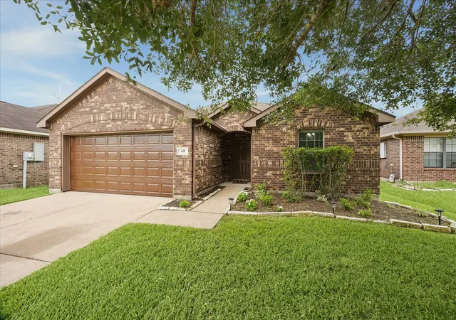 3rd image of 431 De Coster Boulevard, Alvin, TX 77511 | MLS# 84154501