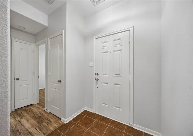 5th image of 431 De Coster Boulevard, Alvin, TX 77511 | MLS# 84154501