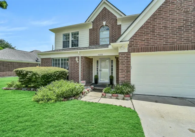 Homes for sale in Houston, TX | 14203 Almond Bay Ln, Houston, TX 77083 | MLS# 32755813