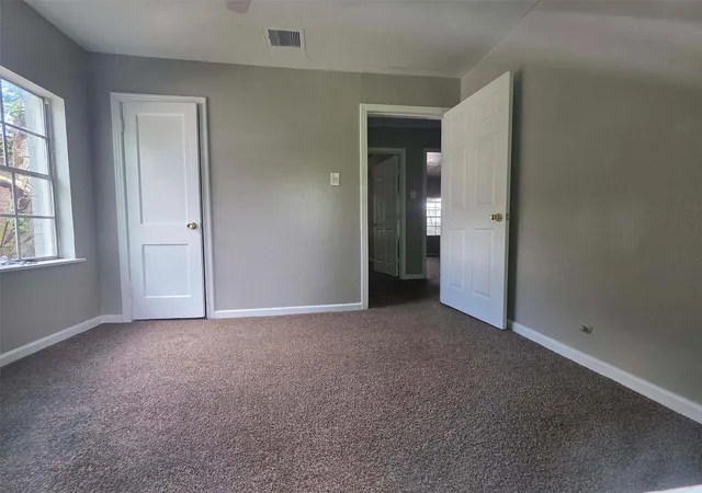 Photo 3 of Single family home for sale at 10101 Chadwick St, San Jacinto, TX 77029 | MLS# 18976510 | Listing updated on 2026-08-28