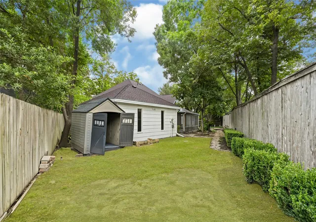 31st image of 1422 Trace Dr, Houston, TX 77077 | MLS# 80072708