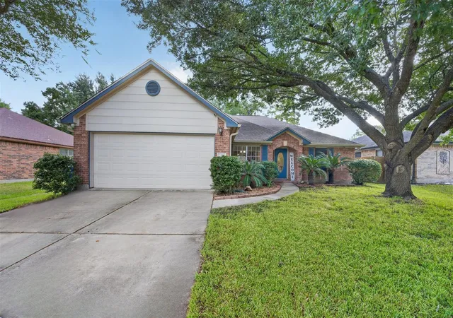 2nd image of 23126 Sandpiper Trl, Spring, TX 77373 | MLS# 47057764