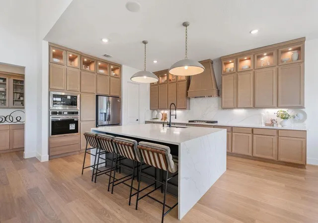 3rd image of 2517 Barton Creek Trail, Friendswood, TX 77546 | MLS# 4157942