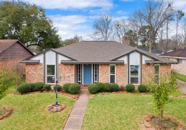 2nd image of 5206 Abercreek Ave, Friendswood, TX 77546 | MLS# 46484886