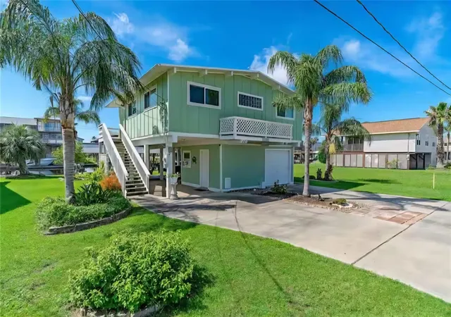 Photo 2 of Single family home for sale at 22201 Matagorda Dr, Galveston, TX 77554 | MLS# 61830120 | Listing updated on 2026-09-06