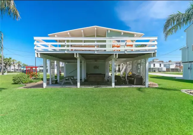 Photo 3 of Single family home for sale at 22201 Matagorda Dr, Galveston, TX 77554 | MLS# 61830120 | Listing updated on 2026-09-06