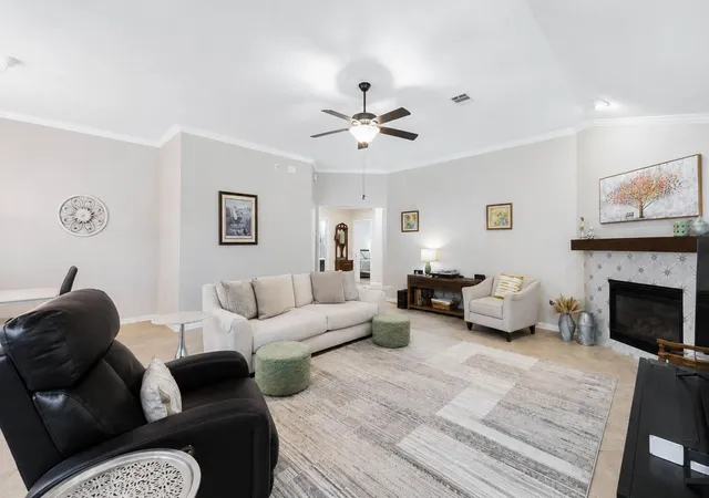 Photo 3 of Single family home for sale at 7203 Panther Ridge Dr, Spring, TX 77389 | MLS# 61336153 | Listing updated on 2026-09-12