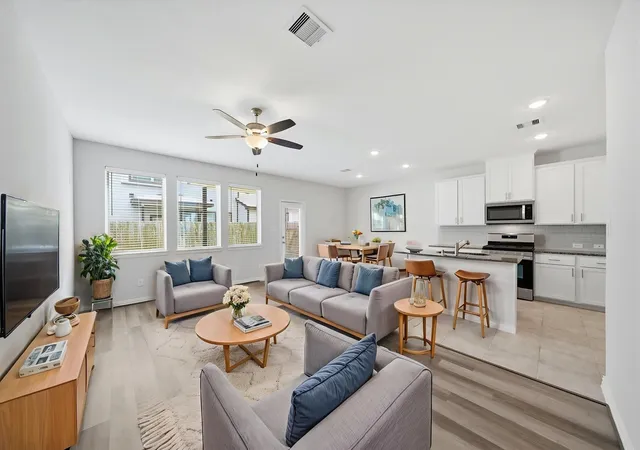 5th image of 7116 Elgin St, Pearland, TX 77584 | MLS# 86846179