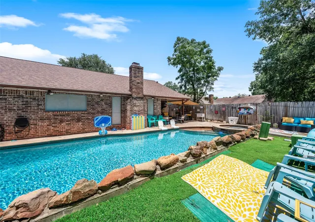 Photo 1 of Single family home for sale at 6907 Briarfield Dr, Spring, TX 77379 | MLS# 77130577 | Listing updated on 2026-08-28