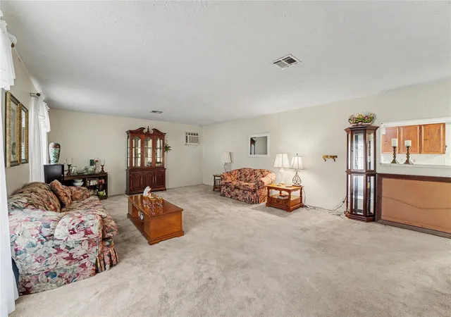 Photo 3 of Single family home for sale at 3706 Morningview Dr, Houston, TX 77080 | MLS# 28583515 | Listing updated on 2026-08-20