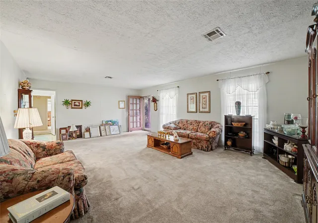Photo 4 of Single family home for sale at 3706 Morningview Dr, Houston, TX 77080 | MLS# 28583515 | Listing updated on 2026-08-20