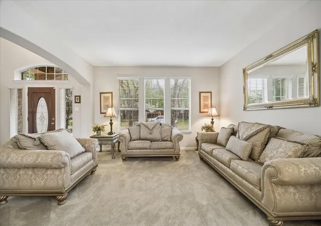 Photo 2 of Sale Pending at 7610 Summer Shore Dr, Rosenberg, TX 77469 | MLS# 60485376 | Listing updated on 2026-08-17