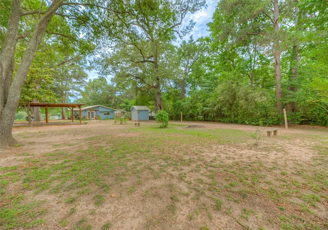 Homes for sale in Trinity, TX | 104 W Paradise Dr, Trinity, TX 75862 | MLS# 12297918