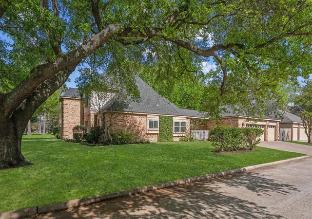 4th image of 16267 Salmon Ln, Spring, TX 77379 | MLS# 63046688