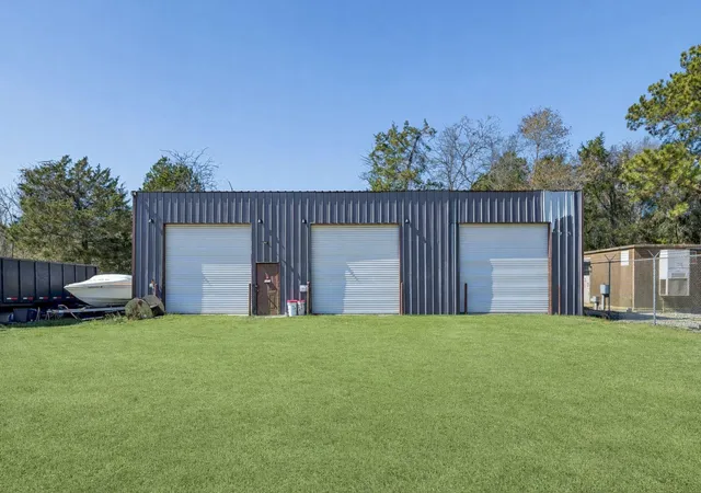 Photo 3 of Single family home for sale at 21611 Parker Rd, Tomball, TX 77377 | MLS# 59897856 | Listing updated on 2026-09-02