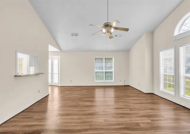 Photo 3 of Single family home for sale at 7 Lazy Spgs, Trinity, TX 75862 | MLS# 47323750 | Listing updated on 2026-08-26