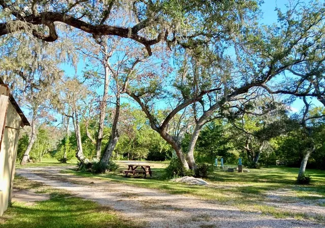 1st image of 17628 County Road 426, Brazoria, TX 77422 | MLS# 92678692