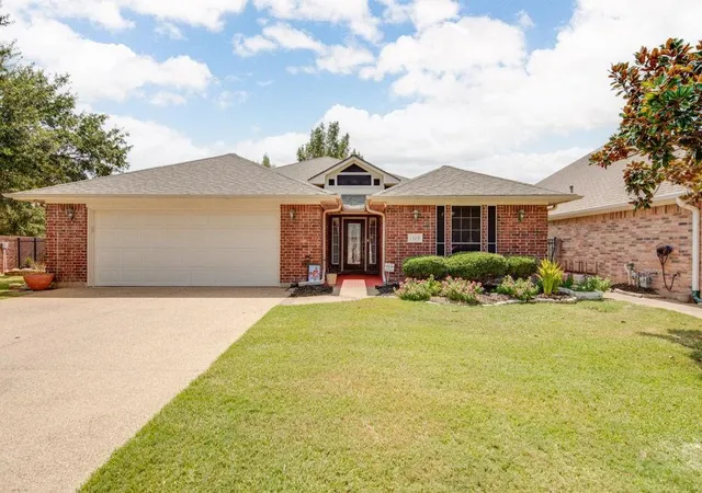 Photo 1 of Single family home for sale at 1320 Wilshire Ct, College Station, TX 77845 | MLS# 68912807 | Listing updated on 2026-09-17