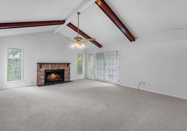 Photo 4 of Single family home for sale at 4910 Yarwell Dr, Houston, TX 77096 | MLS# 49535504 | Listing updated on 2026-08-27
