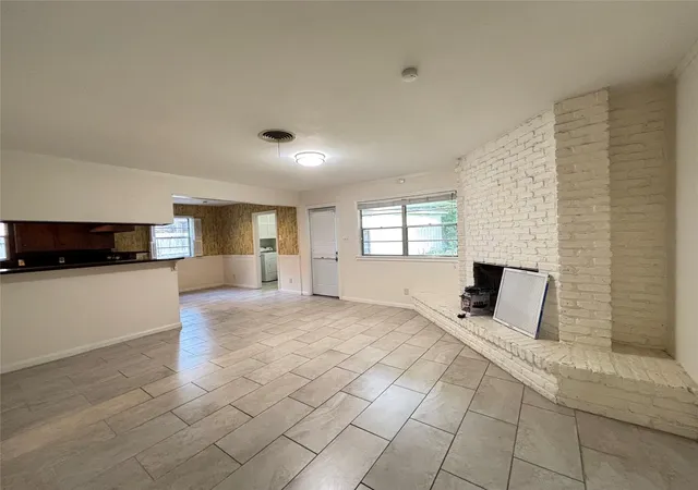 Photo 3 of Single family home for sale at 12342 Barryknoll Ln, Houston, TX 77024 | MLS# 50931844 | Listing updated on 2026-08-02