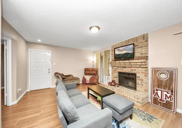 5th image of 10555 Turtlewood Ct #1510, Houston, TX 77072 | MLS# 24972808