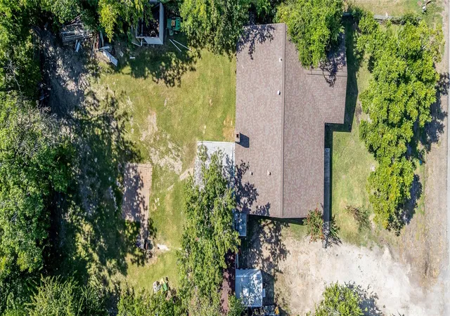 Photo 3 of Single family home for sale at 501 N Magnolia St, Highlands, TX 77562 | MLS# 52731080 | Listing updated on 2026-10-03