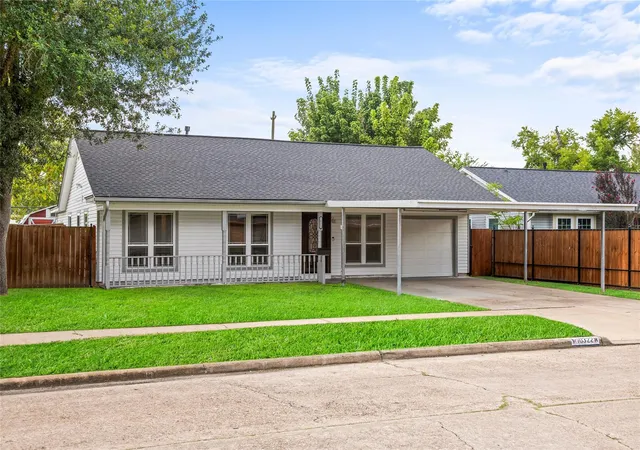 Photo 1 of Single family home for sale at 10322 Southport Dr, Houston, TX 77089 | MLS# 51424914 | Listing updated on 2026-09-12
