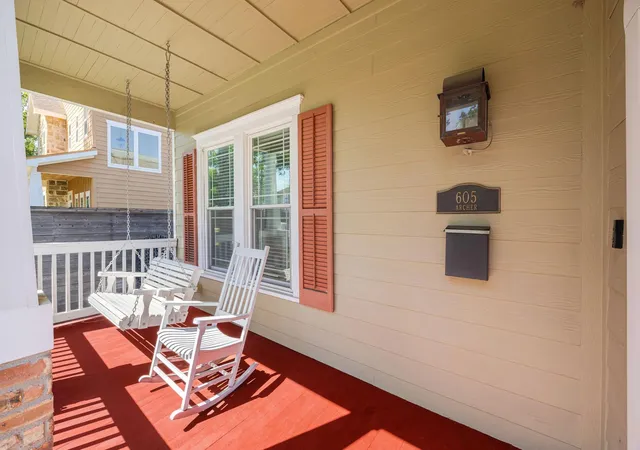 3rd image of 605 Archer St, Houston, TX 77009 | MLS# 97239307