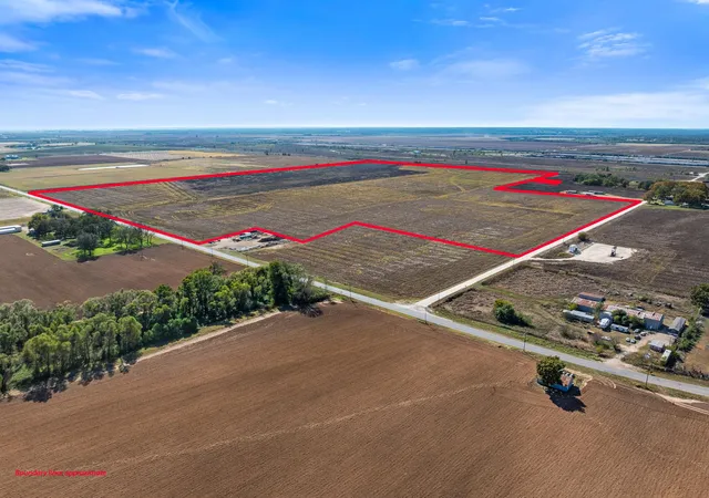 Homes for sale in Hearne, TX | 155309 Acres Fm 50, Hearne, TX 77859 | MLS# 32848551