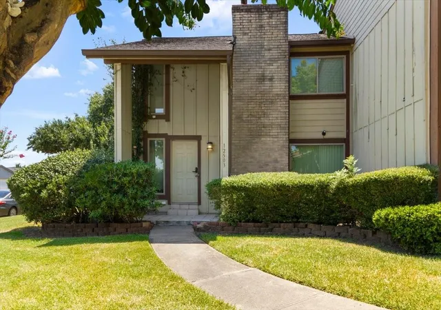 Photo 1 of Townhouse for sale at 12503 Wellington Park Dr, Houston, TX 77072 | MLS# 81468544 | Listing updated on 2026-08-27