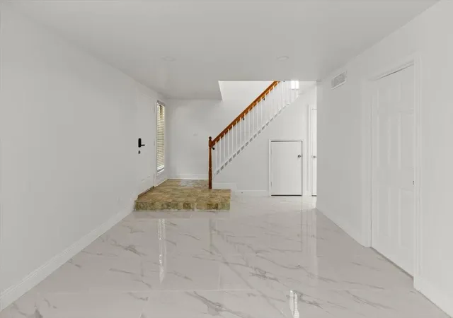 Photo 3 of Townhouse for sale at 12503 Wellington Park Dr, Houston, TX 77072 | MLS# 81468544 | Listing updated on 2026-08-27