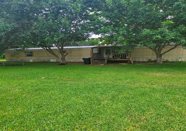 Photo 1 of Single family home for sale at 405 Velasco St, Brazoria, TX 77422 | MLS# 40466002 | Listing updated on 2026-07-01