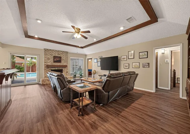 Photo 3 of Single family home for sale at 16431 Larkfield Dr, Houston, TX 77059 | MLS# 52096952 | Listing updated on 2026-09-20