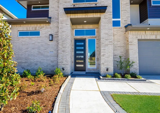 Photo 3 of Single family home for sale at 24310 Green Buffalograss Trl, Katy, TX 77493 | MLS# 60626805 | Listing updated on 2026-08-08