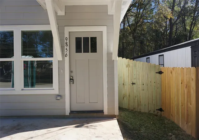 Photo 2 of Single family home for sale at 9856 Arbor Oak, Willis, TX 77318 | MLS# 15345448 | Listing updated on 2026-07-31