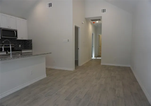 Photo 4 of Single family home for sale at 9856 Arbor Oak, Willis, TX 77318 | MLS# 15345448 | Listing updated on 2026-07-31