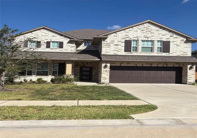 Homes for sale in Rosharon, TX | 10739 Cliffs View Dr, Rosharon, TX 77583 | MLS# 58976437