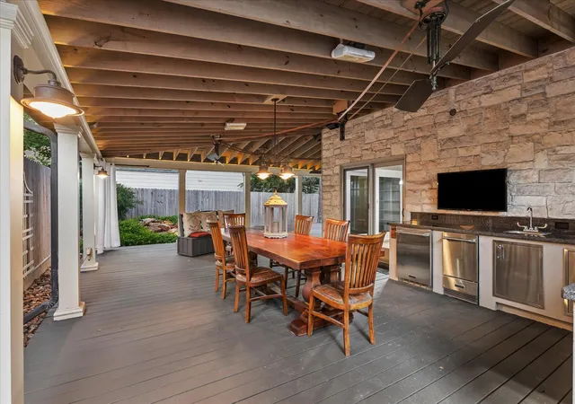 Photo 3 of Single family home for sale at 636 Rancho Bauer Dr, Houston, TX 77079 | MLS# 36618147 | Listing updated on 2026-09-13