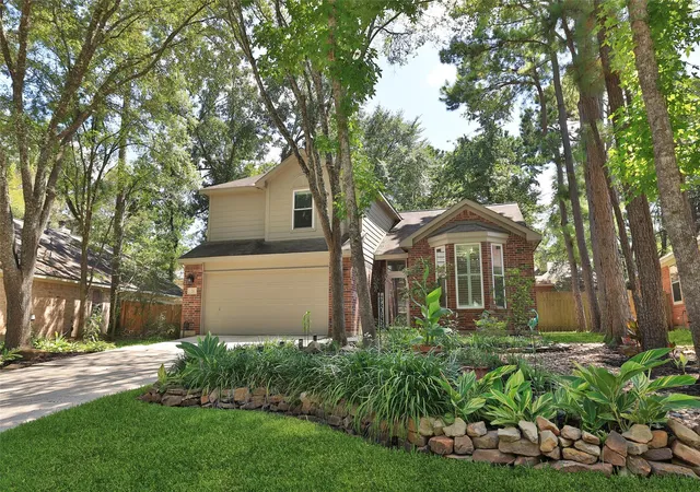 Photo 2 of Single family home for sale at 21 Long Hearth Pl, Spring, TX 77382 | MLS# 10990647 | Listing updated on 2026-09-07