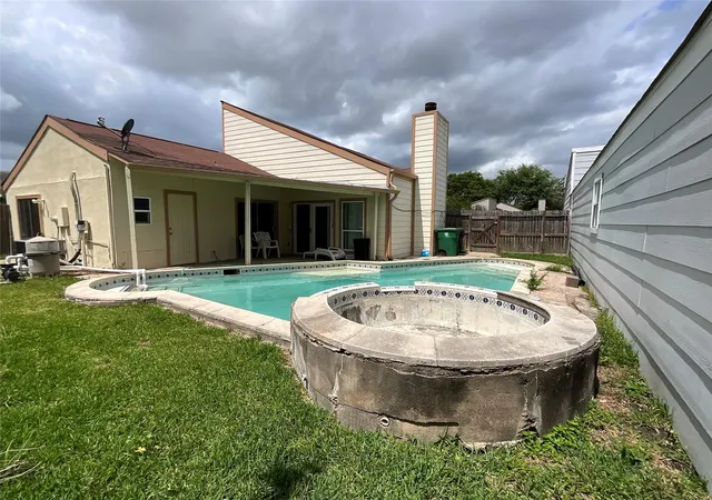 16th image of 11111 Petworth Dr, Houston, TX 77072 | MLS# 18900491
