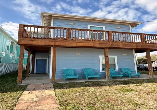 Photo 3 of Single family home for sale at 1401 12th Street, Galveston, TX 77550 | MLS# 35671616 | Listing updated on 2026-07-03