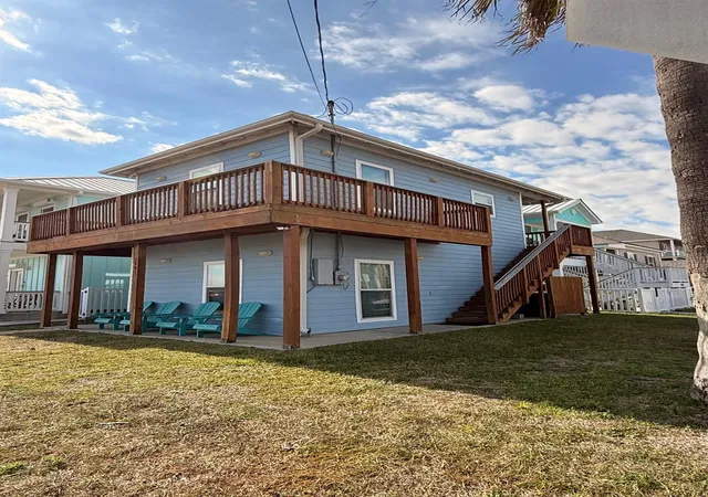 Photo 3 of Single family home for sale at 1401 12th Street, Galveston, TX 77550 | MLS# 35671616 | Listing updated on 2026-07-03